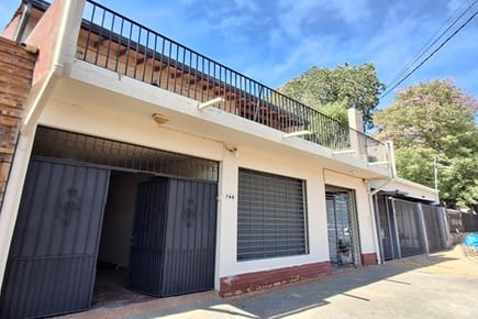 Casa-Venta-Nicanor Torales casi Lillo, Herrera, Asunción