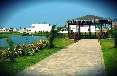 EXCELENTE TERRENO DE PLAYA UBICADO EN LAGUNA MAR KM 88