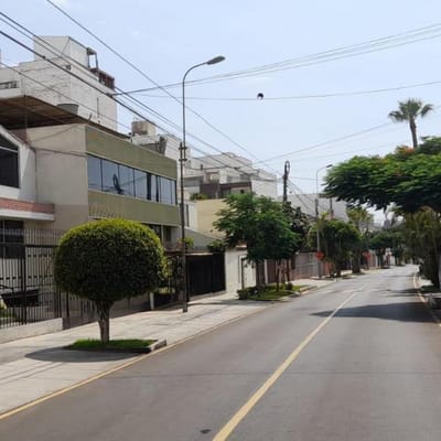 DEPARTAMENTO DUPLEX PRIMER PISO SAN BORJA JR. BOCCIONI
