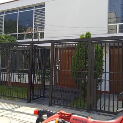 CASA IDEAL PARA VIVIENDA, 6DORM - ZONA TRANQUILA Y SEGURA