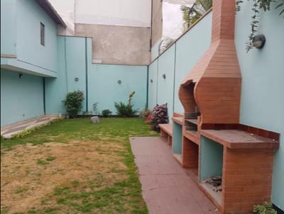 CASA COMERCIAL  EL POLO  RESTAURANTE  CENTRO ESTETICA  OTROS