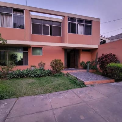 Casa en Monterrico para Remodelar