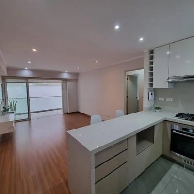 Dpto en excelente zona de Lince en lmite con San Isidro