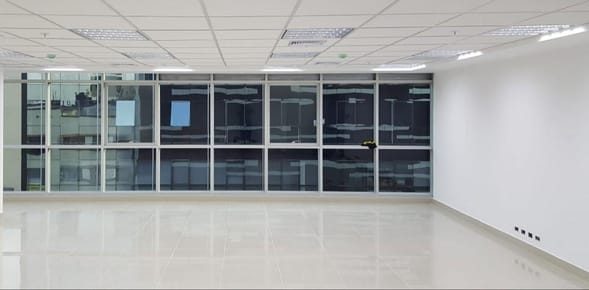 ALQUILER OFICINA EN  MIRAFLORES