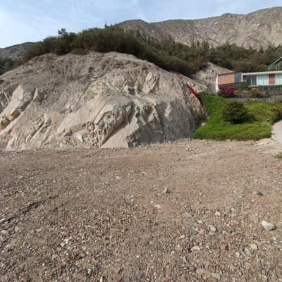 LA QUEBRADA CIENEGUILLA OPORTUNIDAD VENTA TERRENO PLANO EN ESQUINA