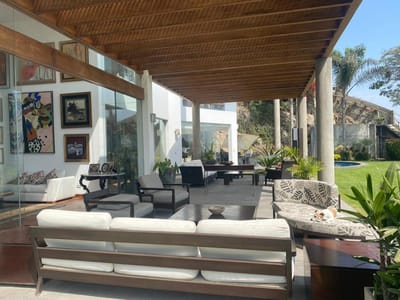 Casa de Lujo Diseñada por Arquitecto Ricardo Malachowski en Casuarinas