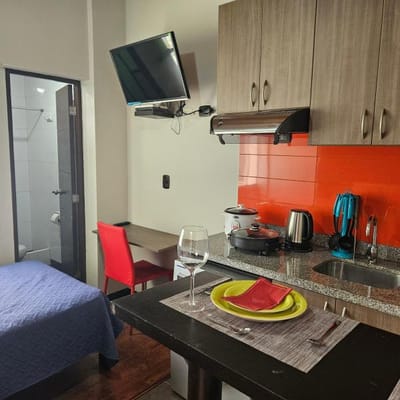Estudio en Miraflores cerca a Parque Kennedy