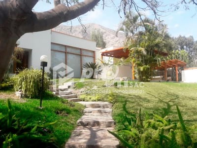 LA PLANICIE HERMOSA RESIDENCIA CON UNA VISTA ESPECTACULAR AL GOLF