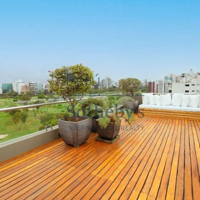 Espectacular Penthouse con Vistas al Golf en San Isidro