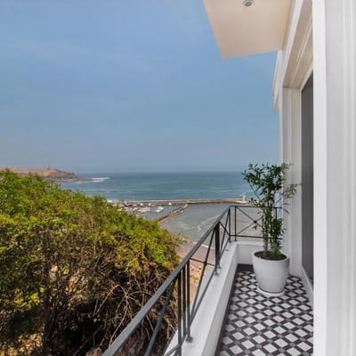 Espectacular Flat hecho por el Arq Mario Lara en lujoso condominio privado