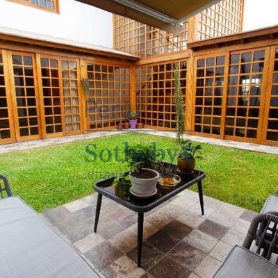 Linda y acogedora casa en condominio familiar en Santiago de Surco