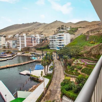Bello departamento con muelle con vista espectacular al balneario