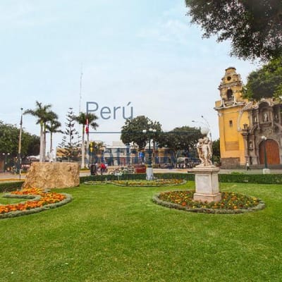 Espaciosa casa en Barranco con ubicacin privilegiada