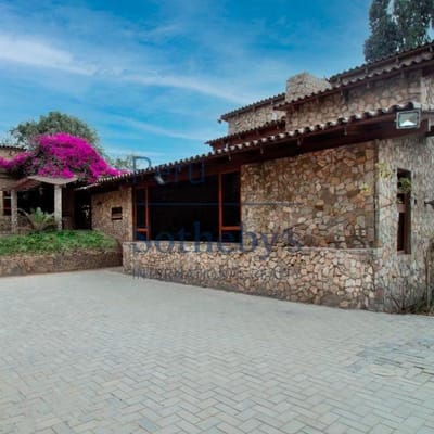 Hermosa casa ubicada en urbanizacin Casuarinas en Santiago de Surco