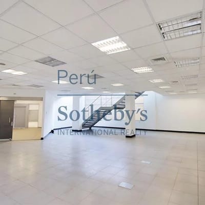 Moderno local comercial con ubicacin estratgica en Santa Anita