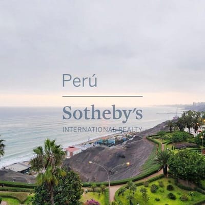 Hermoso Penthouse Duplex est ubicado en Barranco