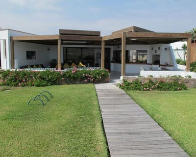 CASA EN PLAYA DEL SOL PRIMERA FILA  CON PISCINA