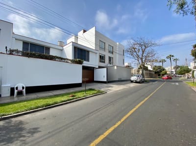 VENTA DE CASA EN LA AURORA