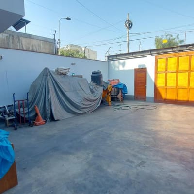 SE ALQUILA AMPLIO Y CNTRICO PREDIO COMERCIAL EN SAN BORJA