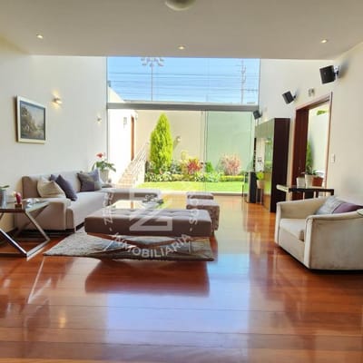 SE VENDE LINDO AMPLIO Y MODERNO DPLEX EN EL GOLF LOS INCAS SURCO