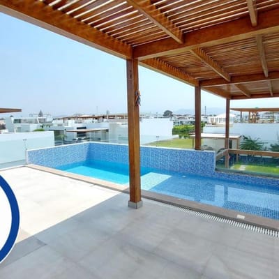 OCASIN VENTA DE CASA DE PLAYA EN CONDOMINIO PUERTO MADERO