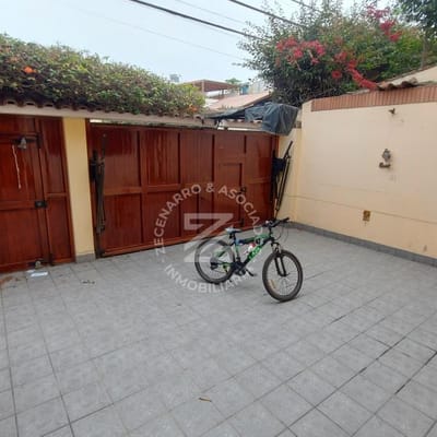 SE VENDE CNTRICA CASA EN TAMBO DE MONTERRICO EN SURCO
