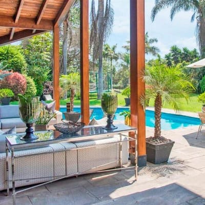 Elegante Residencia con vista directa a los campos del Club de Golf La Planicie