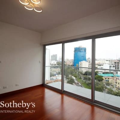 Elegante Loft Amoblado y con Acabados de Primera en Alquiler San Isidro