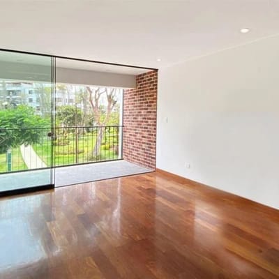 Bello Flat de estreno con acabado premium y vista a lindo parque