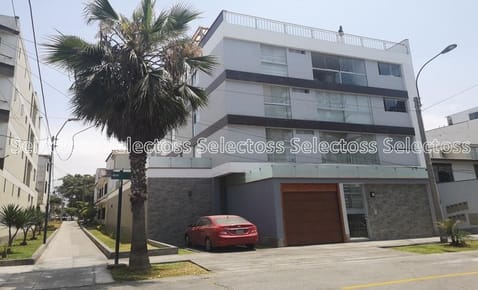 SURCO  DPTO ESTRENO FLAT 127 m2 3 DORM. 3 BAÑOS 2 COCHERAS.GAS NATURAL