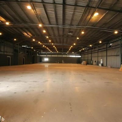 Alquiler De Almacen Industrial En Ate 13858 m²