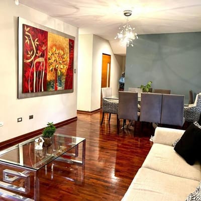 Vendo Dpto  m primer piso  hab  con terraza y cochera La Molina