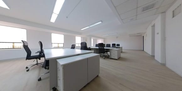 Exclusiva oficina en el centro empresarial de San Isidro