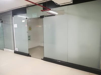 LOCAL-OFICINA C.C. CHACARILLA -SURCO - 30M2 - 982317733