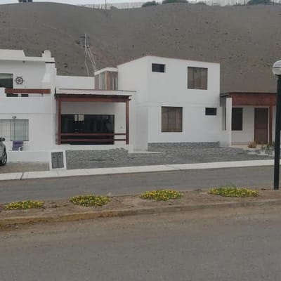 Playa Puerto Fiel La Quebrada REMATO CASA