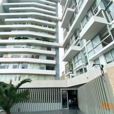 DEPARTAMENTO EN MIRAFLORES CON UNA HERMOSA VISTA