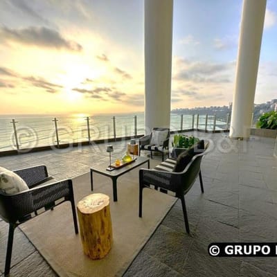 Moderno Vista Al Mar Amplio con Terraza en El Acantilado Amoblado y Equipado