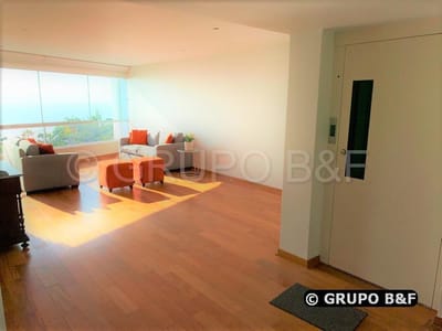 Disfruta del Malecón! Depa de Diseñador con Vista Al Mar! Ocasión! Pet-Friendly!