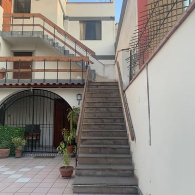 VENDO DEPARTAMENTO POR REMODELAR San Borja Calle Vesalio