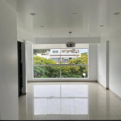 Alquilo duplex  Mts  Urb Liguria a   cdras Av Benavides