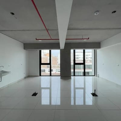 BELLO CONSULTORIO EV VENTA EN AV LA MAR MIRAFLORES