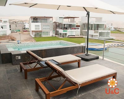 Venta de Casa de Playa en Asia