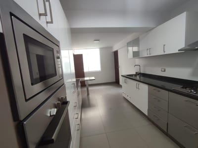 OFERTA  DPTO 133 M2 / 3 DORMITORIOS 2 COCHERAS SAN BORJA PENTAGONITO