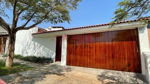 OPORTUNIDAD BELLA CASA REMODELADA EN LA RINCONADA