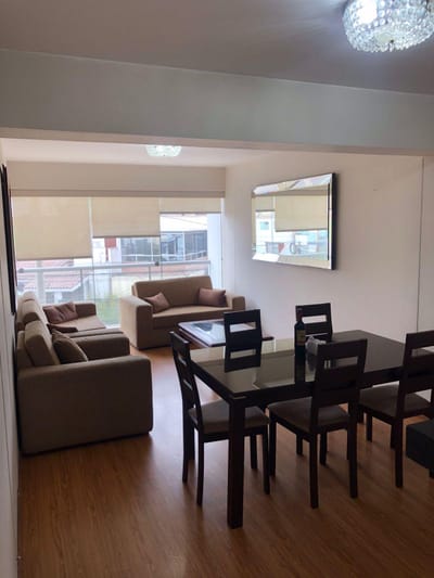 SE VENDE DEPARTAMENTO EN URB. CHAMA A UNA CUADRA DE AV. BENAVIDES
