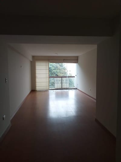Departamento    SAN BORJA  frente a parque