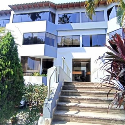 ¡BAJÓ DE PRECIO! HERMOSO Y AMPLIO DUPLEX EN VELASCO ASTETE CHACARILLA