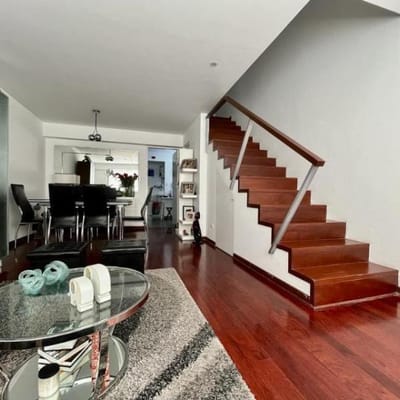 Duplex cerca a parque en excelente zona