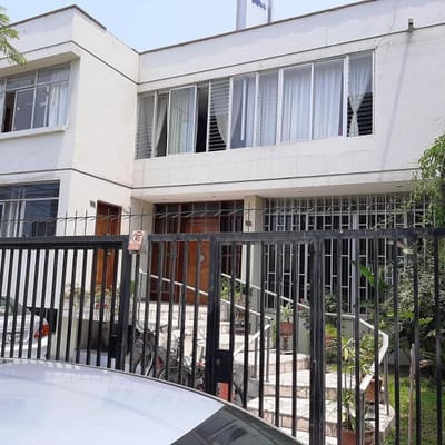 Casa, 448 m2, C. Financiero, San isidro, parámetros 7 pisos