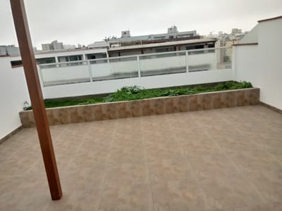 Dúplex a pocas cuadras del malecon posibilidad de 3er habitacion